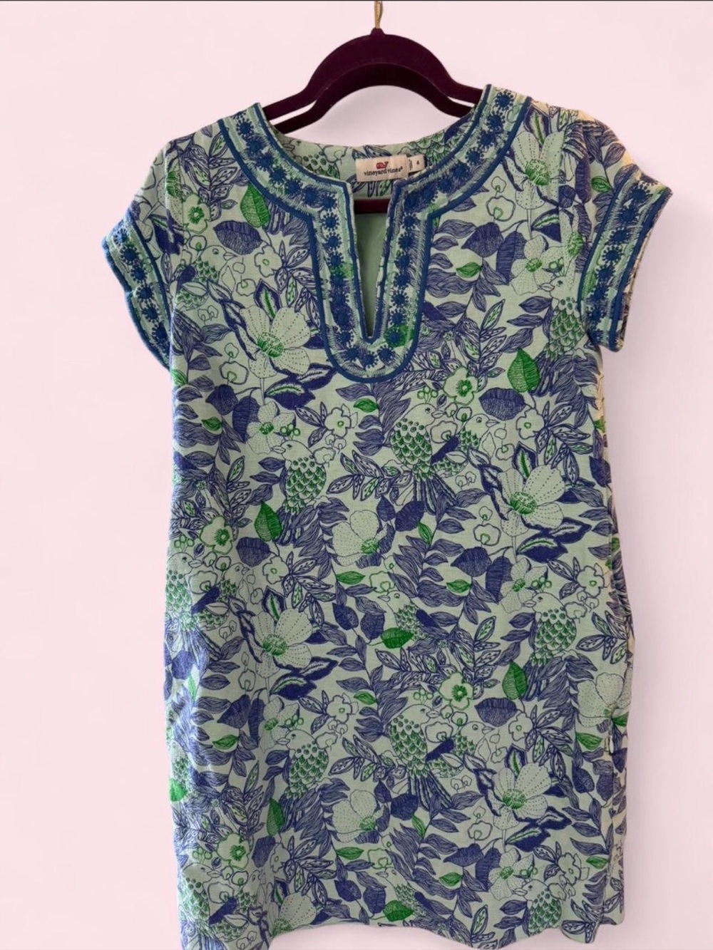 Vineyard Vines Mint Green and Pink Whale Logo Top